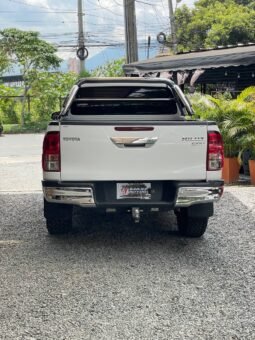 
										TOYOTA HILUX 2.8 DIESEL AT 4X4 full									