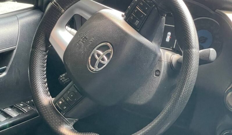 
								TOYOTA HILUX 2.8 DIESEL AT 4X4 full									