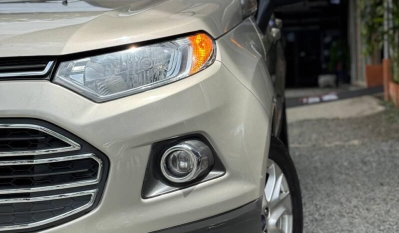 
								FORD ECOSPORT TITANIUM AT 4X2 full									