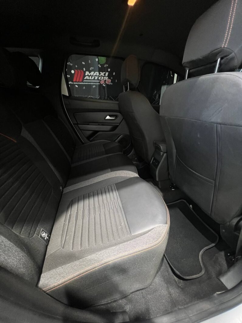 
								RENAULT DUSTER AT CVT ICONIC 1.3T 4×2 full									