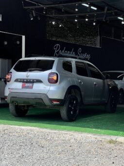 
										RENAULT DUSTER AT CVT ICONIC 1.3T 4×2 full									