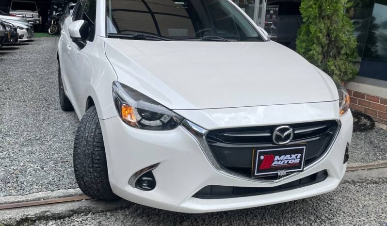 
								MAZDA 2 GRAND TOURING LX 1.5 AT full									