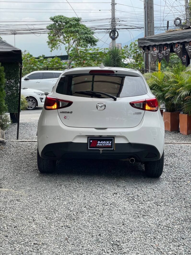 
								MAZDA 2 GRAND TOURING LX 1.5 AT full									