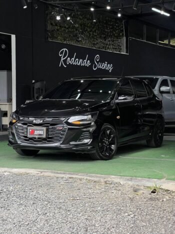 CHEVROLET ONIX RS MT HB