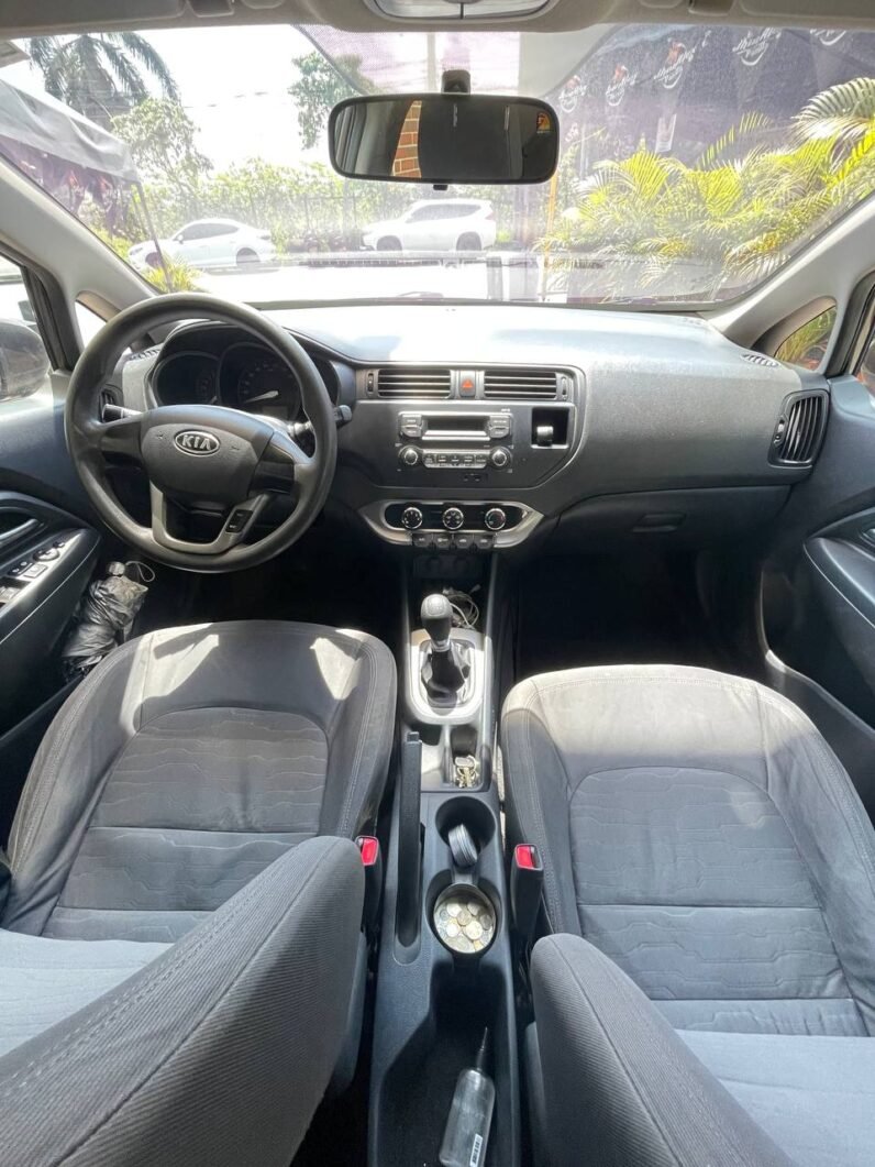 
								KIA RIO MT 1.4 HB full									