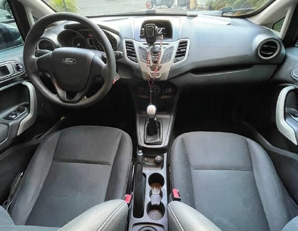 
								FORD FIESTA SE MT 1.6 SD full									