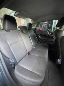 
										FORD FIESTA SE MT 1.6 SD full									