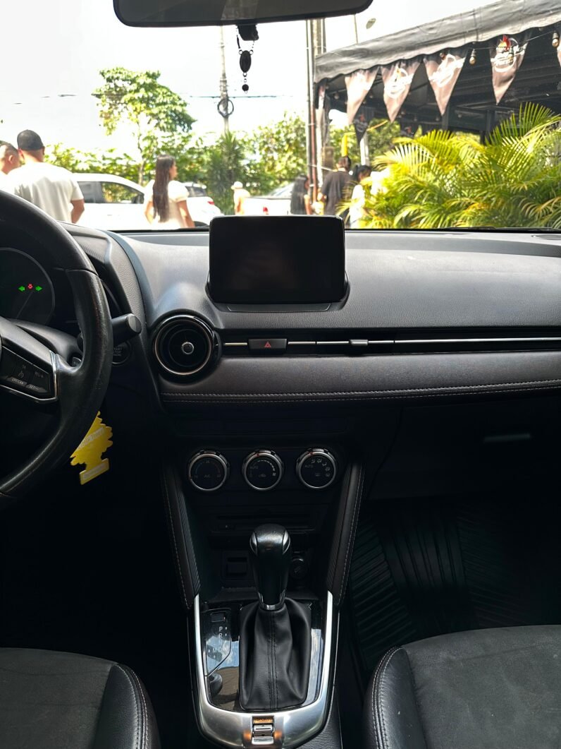 
								MAZDA 2 GRAND TOURING LX SEDAN  1.5 AT full									