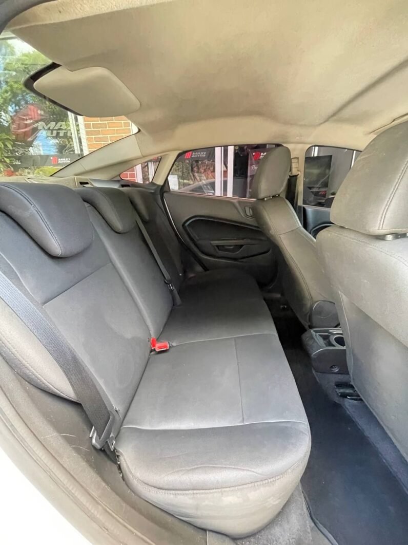 
								FORD FIESTA SE MT  SPORTBACK 1.6 full									