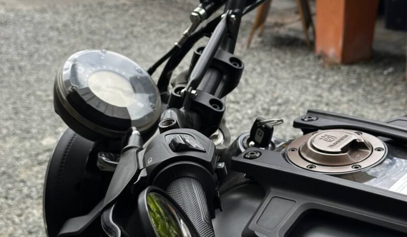 
								HUSQVARNA SVARTPILEN 200 MT full									