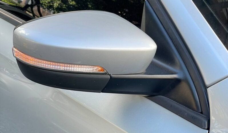 
								VOLKSWAGEN NEW JETTA CONFORTLINE 2.5L AT full									