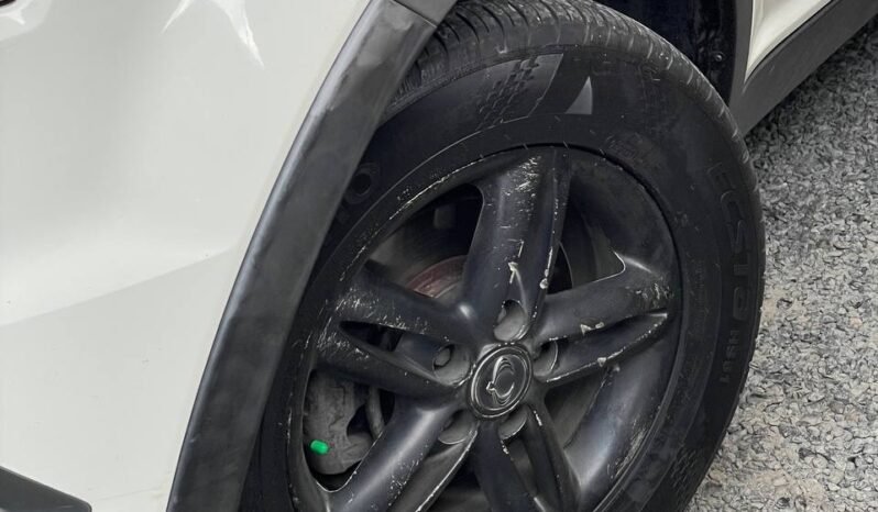 
								SSANGYONG KORANDO C MT 4X2 full									