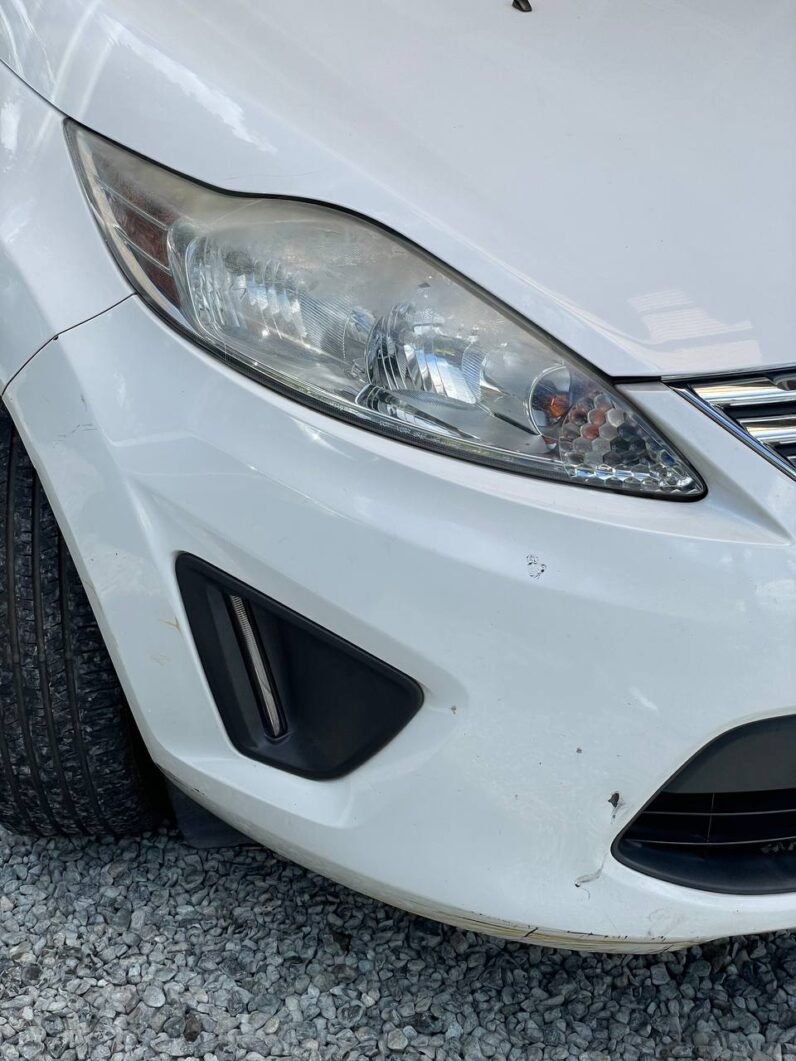 
								FORD FIESTA SE MT  SPORTBACK 1.6 full									