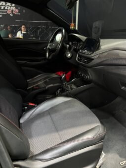 
										CHEVROLET ONIX RS MT HB full									