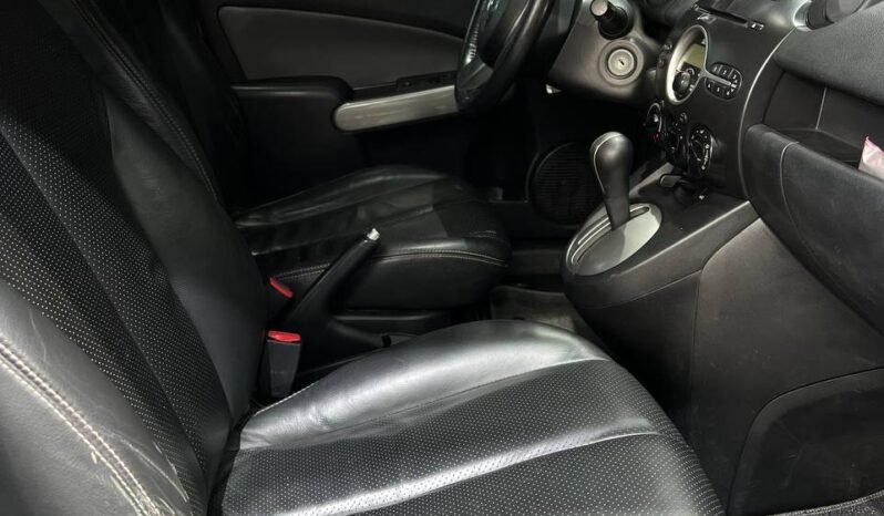 
								MAZDA 2 HB AT full									