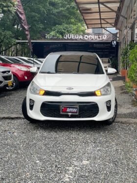 KIA RIO VIBRANT MT 1.4