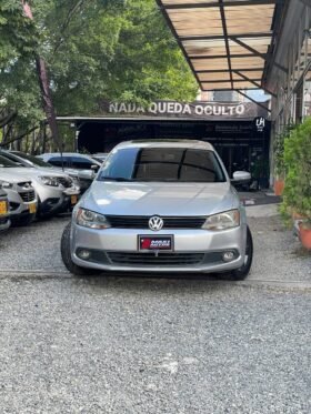 VOLKSWAGEN NEW JETTA CONFORTLINE 2.5L AT