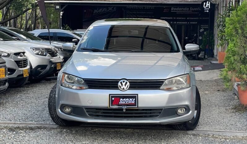 
								VOLKSWAGEN NEW JETTA CONFORTLINE 2.5L AT full									