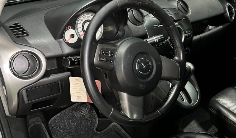 
								MAZDA 2 HB AT full									