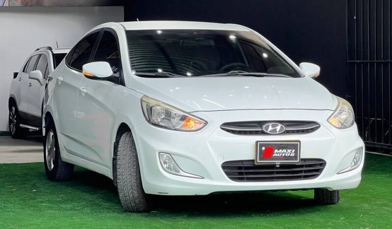 
								HYUNDAI ACCENT PREMIUM 1.6 MT SD full									