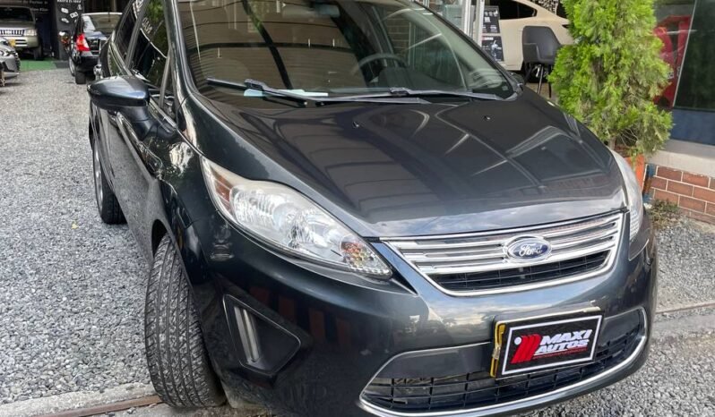 
								FORD FIESTA SE MT 1.6 SD full									