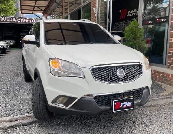 
								SSANGYONG KORANDO C MT 4X2 full									
