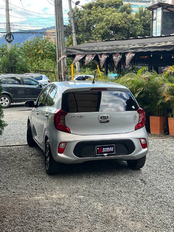 KIA PICANTO EMOTION 1.0  MT