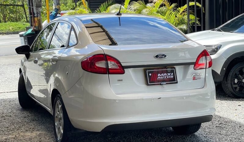 
								FORD FIESTA SE MT  SPORTBACK 1.6 full									