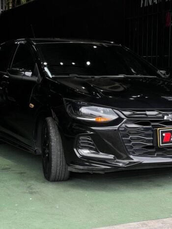 CHEVROLET ONIX RS MT HB