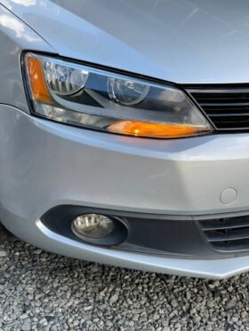 VOLKSWAGEN NEW JETTA CONFORTLINE 2.5L AT