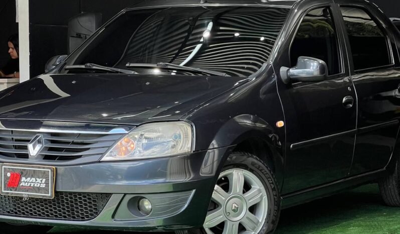 
								RENAULT LOGAN DYNAMIQUE 1.6 full									