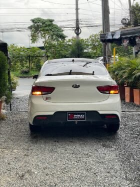 KIA RIO VIBRANT MT 1.4
