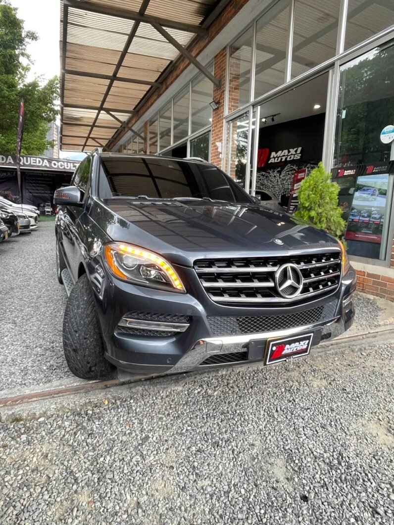 
								MERCEDES-BENZ ML 350 MATIC 3.5 full									