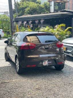 
										KIA RIO MT 1.4 HB full									