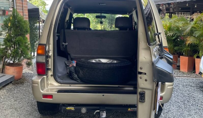 
								TOYOTA PRADO SUMO 2.7 MT 4X4 full									