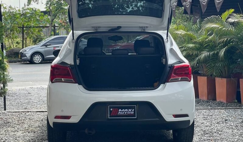 
								CHEVROLET ONIX LTZ 1.4 AT HB full									