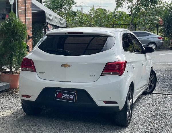 
								CHEVROLET ONIX LTZ 1.4 AT HB full									