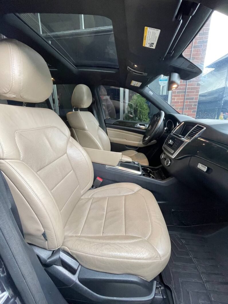 
								MERCEDES-BENZ ML 350 MATIC 3.5 full									