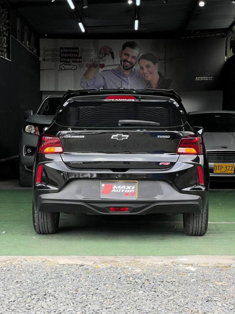 
								CHEVROLET ONIX RS MT HB full									
