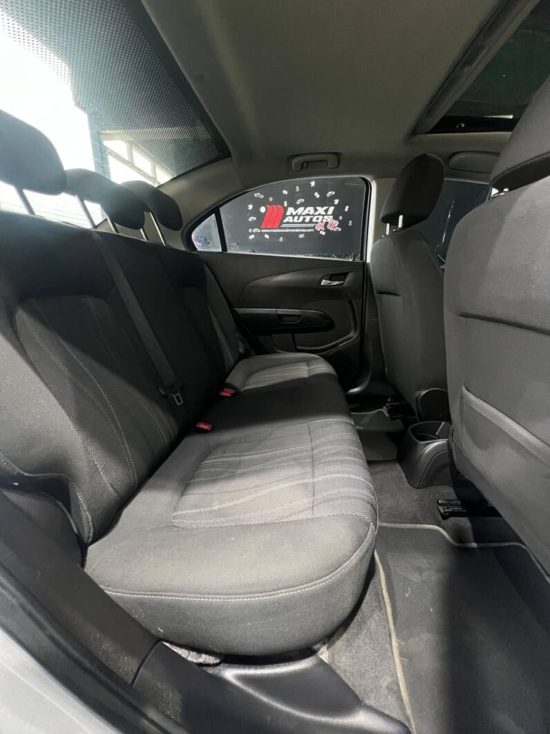 
								CHEVROLET SONIC LT SEDAN 1.6 MT full									