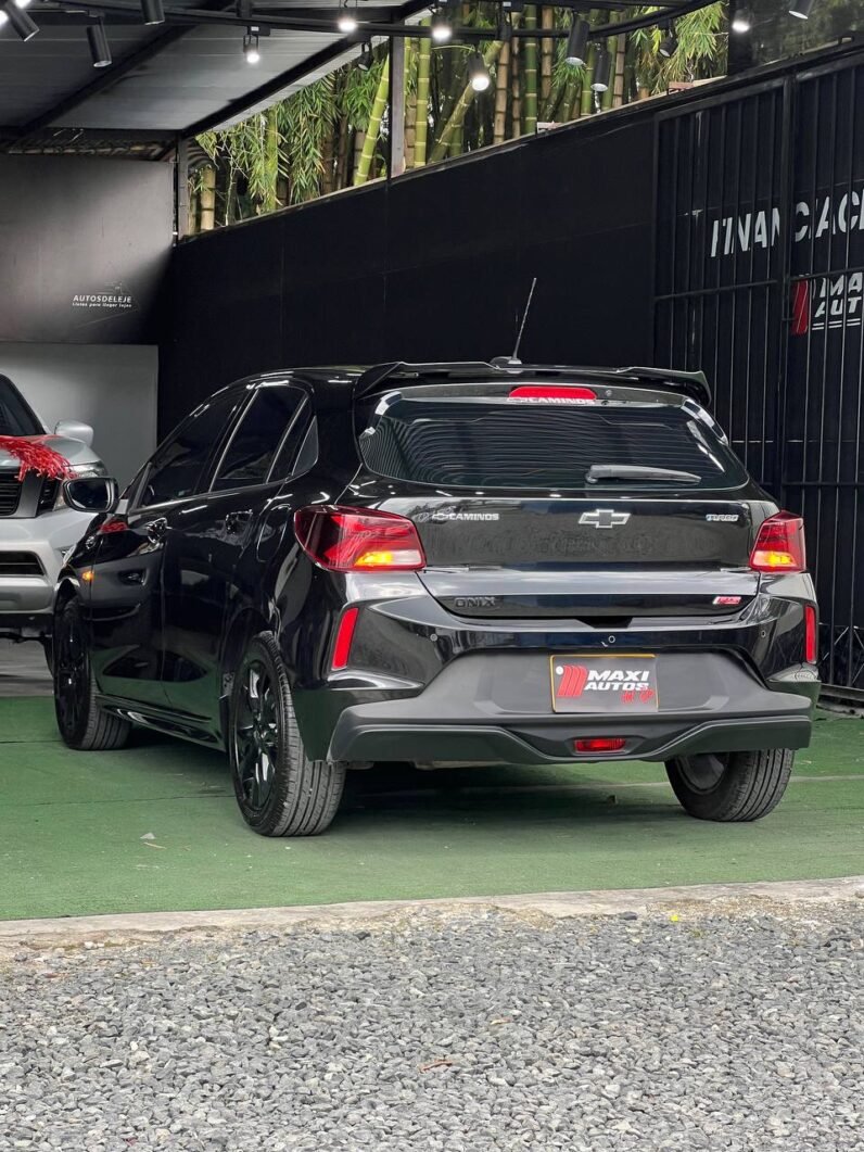 
								CHEVROLET ONIX RS MT HB full									