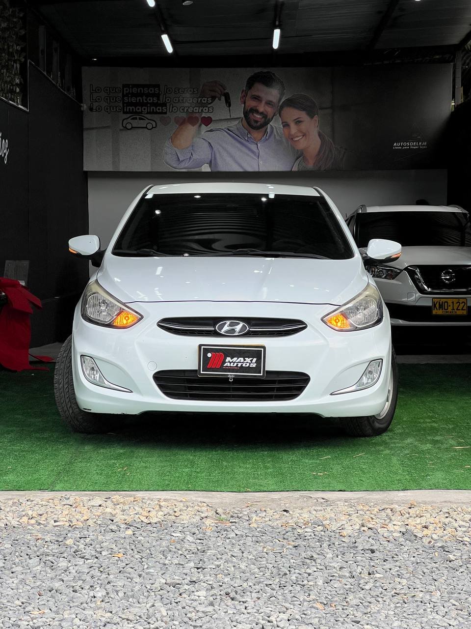 HYUNDAI ACCENT PREMIUM 1.6 MT SD