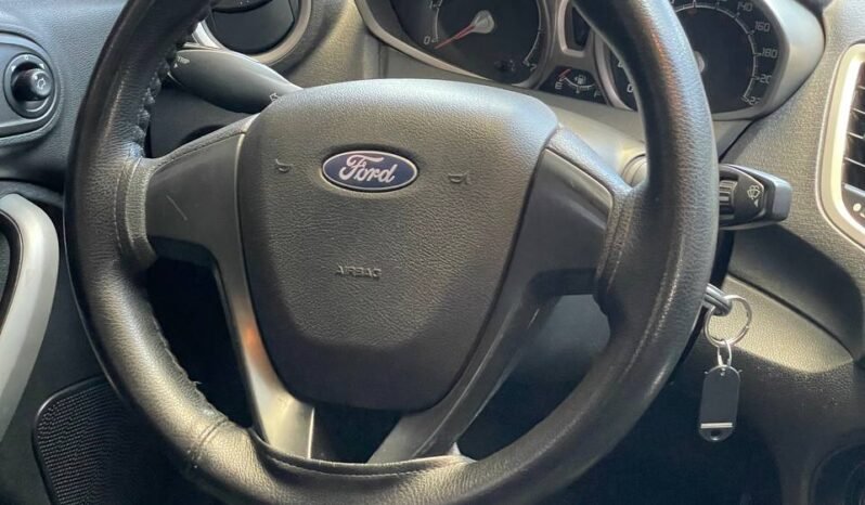 
								FORD FIESTA SE MT  SPORTBACK 1.6 full									