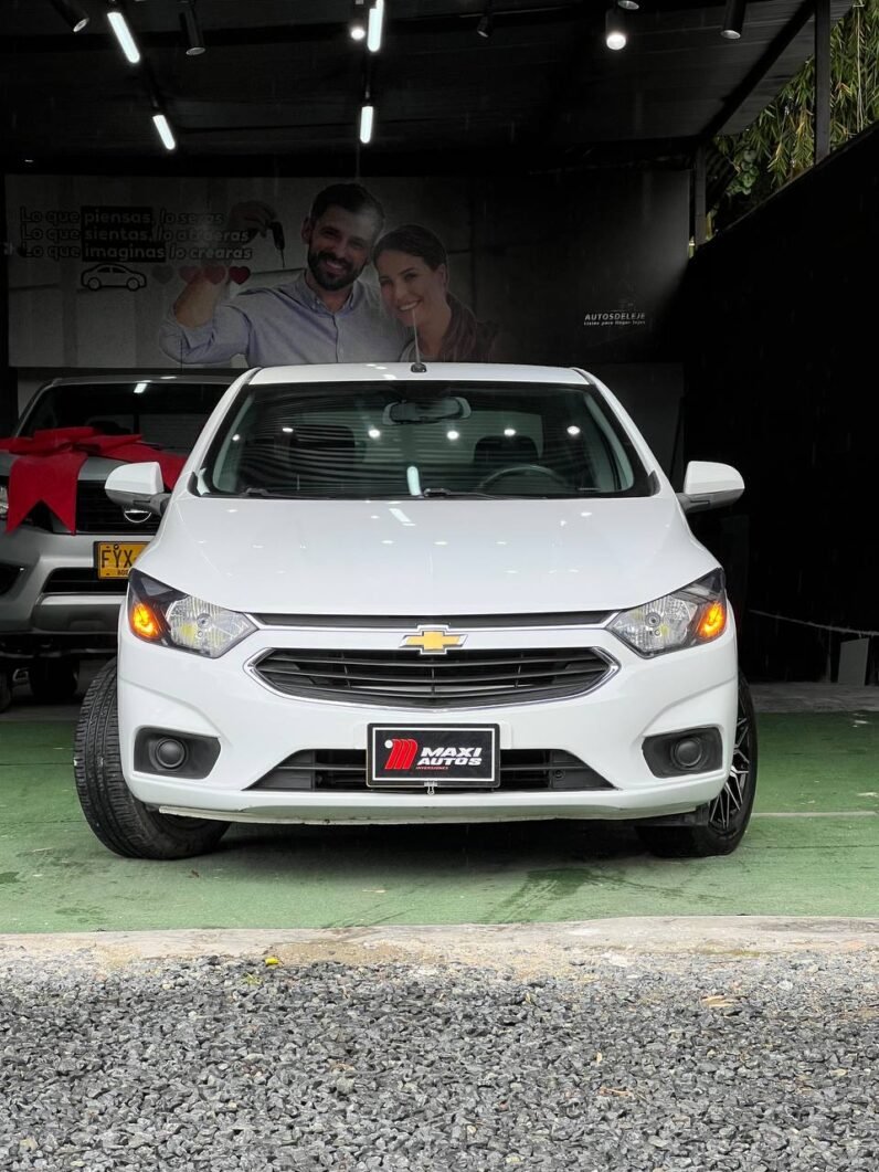 
								CHEVROLET ONIX LT 1.4 MT full									