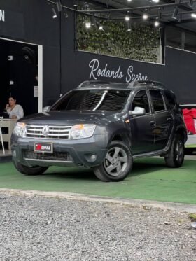 RENAULT DUSTER DYNAMIQUE 2.O MT 4X2