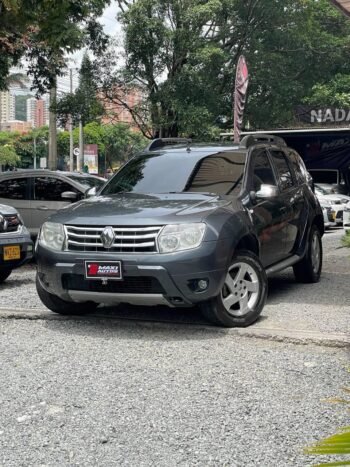 RENAULT DUSTER DYNAMIQUE 2.O MT 4X2