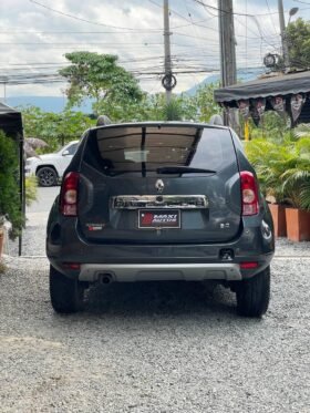 RENAULT DUSTER DYNAMIQUE 2.O MT 4X2