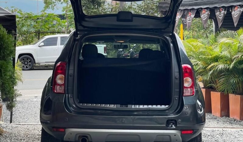 
								RENAULT DUSTER DYNAMIQUE 2.O MT 4X2 full									