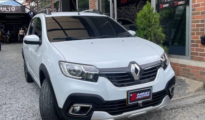 
								RENAULT STEPWAY INTENS AT full									