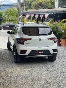 
										RENAULT STEPWAY INTENS AT full									